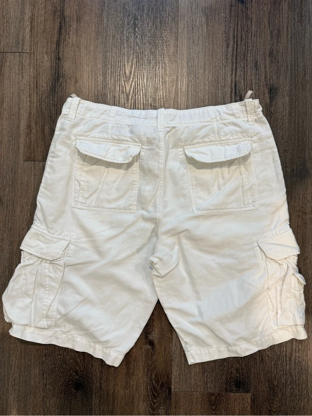 Banana Republic Men's Linen Blend Cargo Shorts in Off-White Size 35